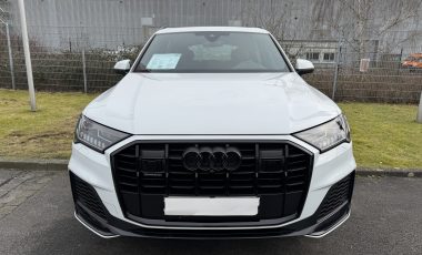 Audi Q7 55 TFSI в Германии на техническом осмотре от ersteauto.de