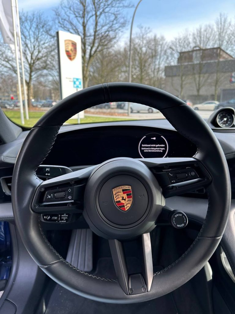 История и развитие марки Porsche в Германии